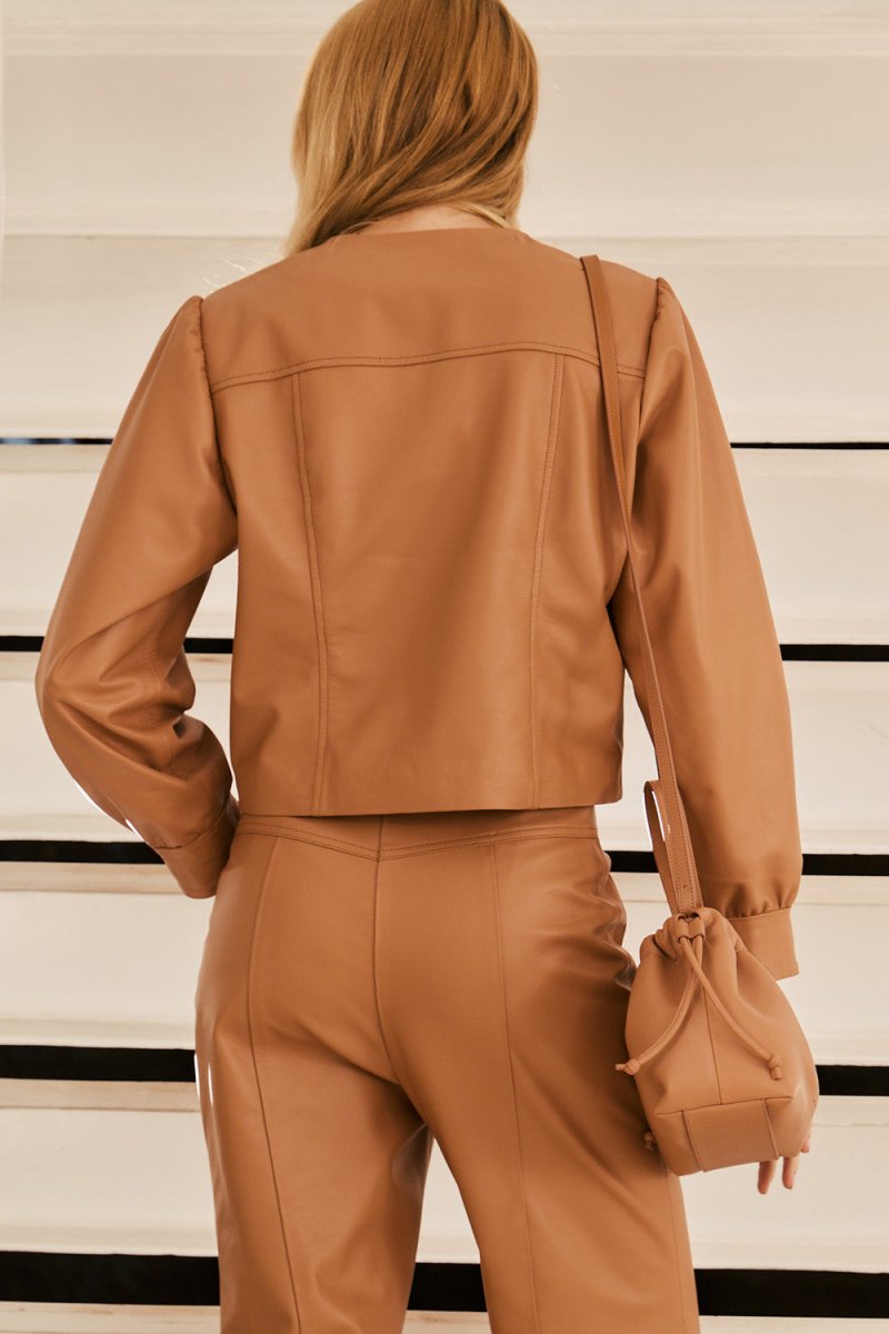 Jaqueta Belle Couro Amêndoa - Bonne Soirée