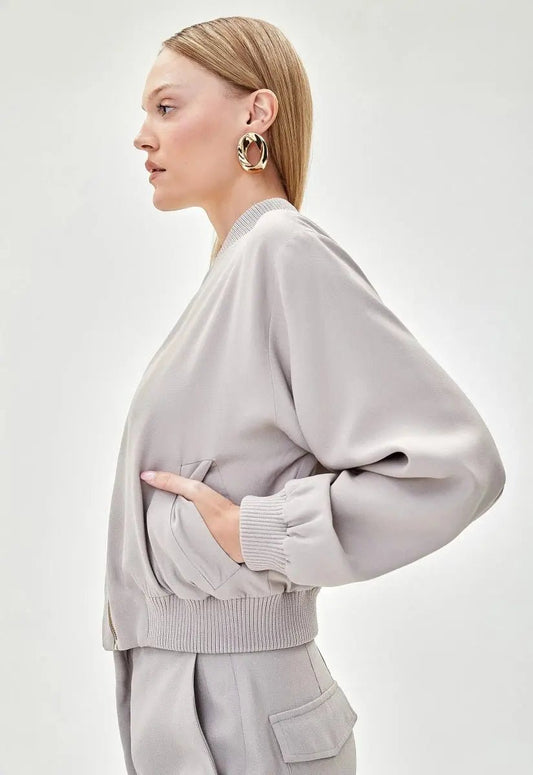 Jaqueta Bomber Crepe Bella - Cinza - Bonne Soirée