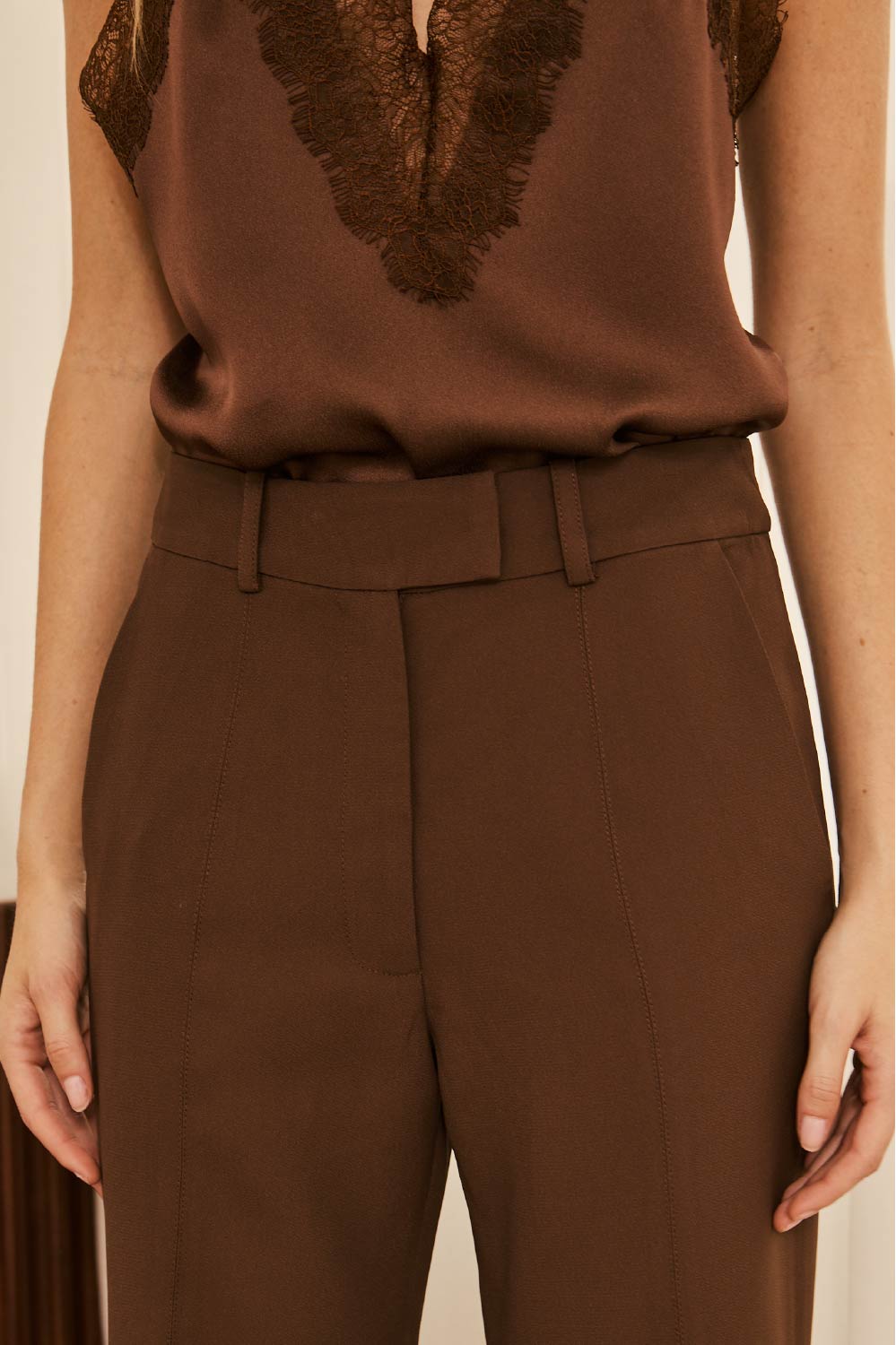 Calça Elle Alfaiataria Marrom