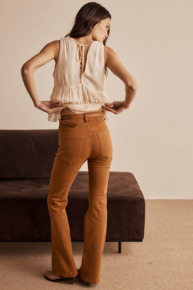 Calça Sarja Beatrice Camel - Bonne Soirée
