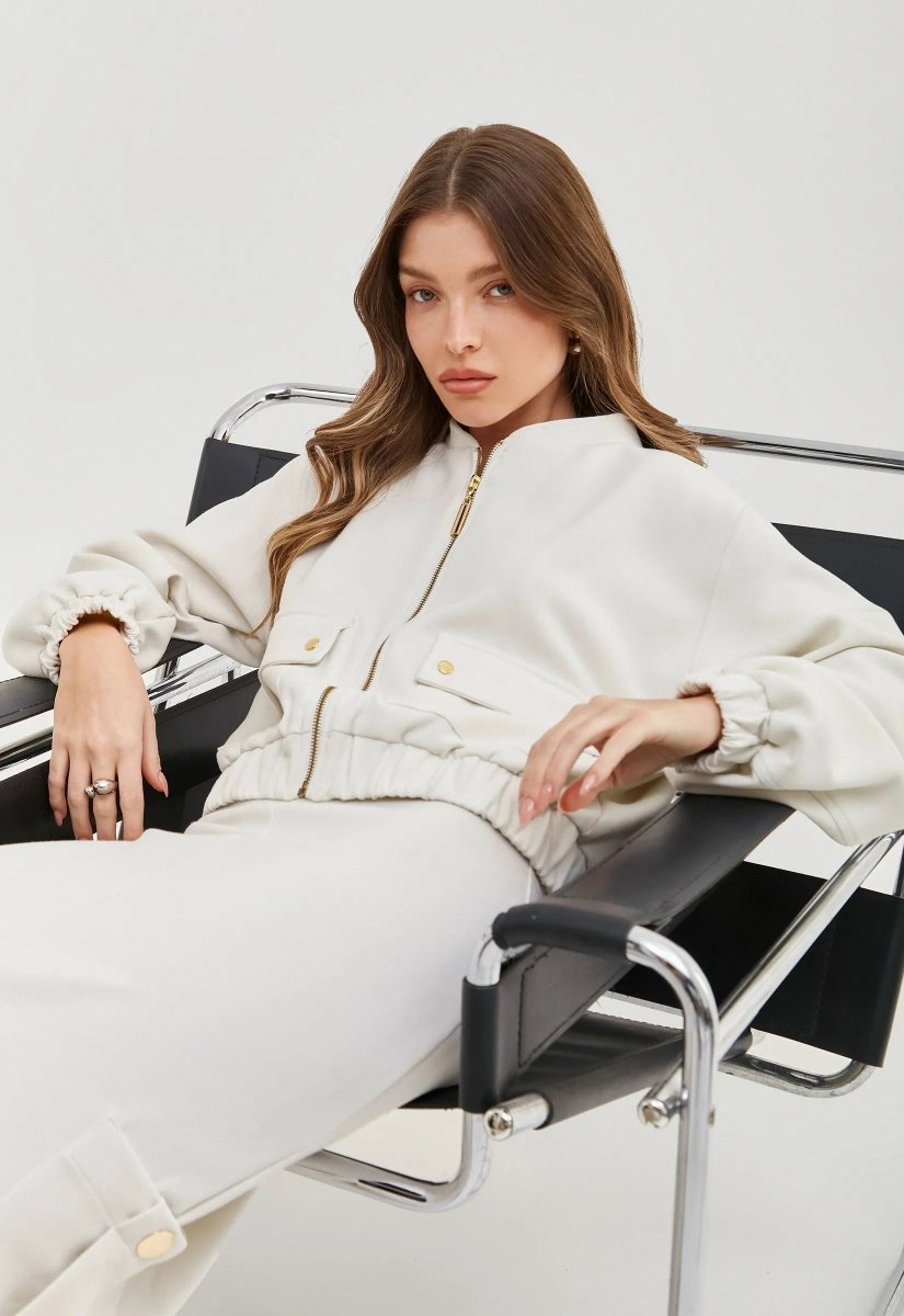 Jaqueta Bomber Gabrielle - Off White - Bonne Soirée
