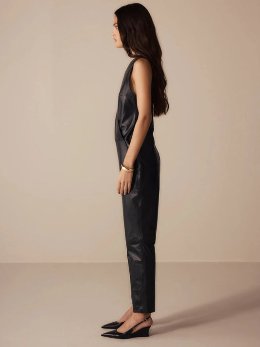 Macacão Maitê Couro Preto - Bonne Soirée