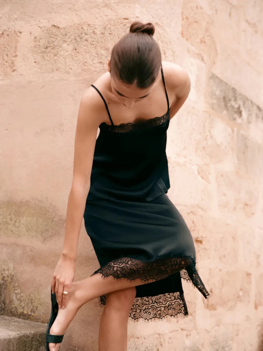 Saia Jolie Renda Preto - Bonne Soirée