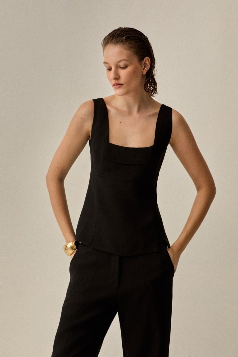 Blusa Peplum Elle Alfaiataria Preto - Bonne Soirée