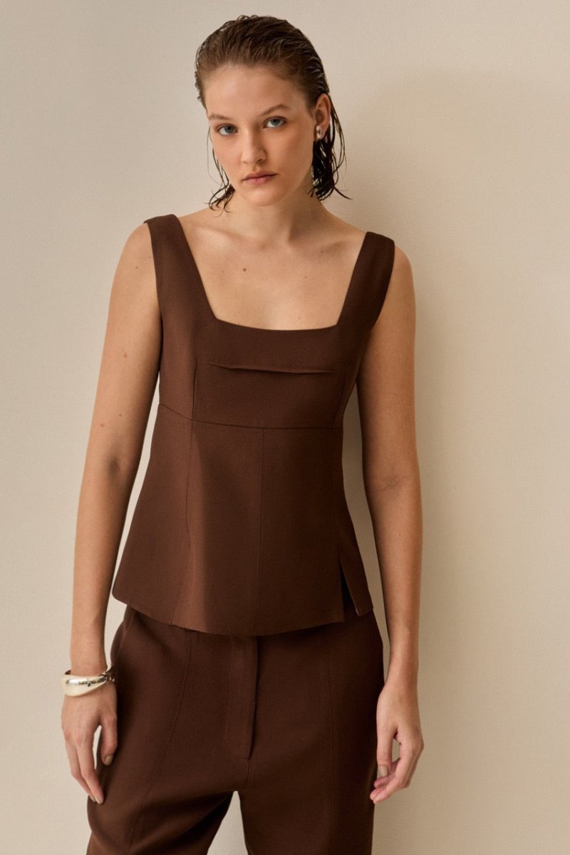 Blusa Peplum Elle Alfaiataria Marrom - Bonne Soirée