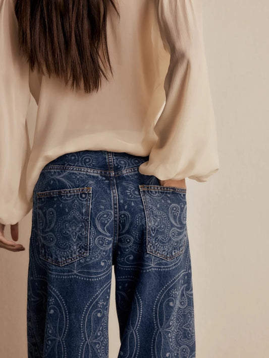 Pré-Venda | Calça Bohème Jeans Paisley Indigo | Entrega a partir de 30/09 - Bonne Soirée