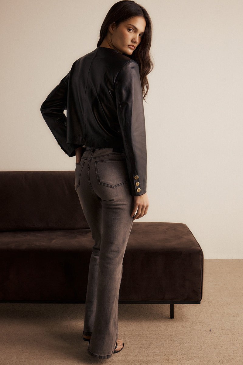 Calça Jeans Bootcut Lexie Cintura Baixa Cinza - Bonne Soirée