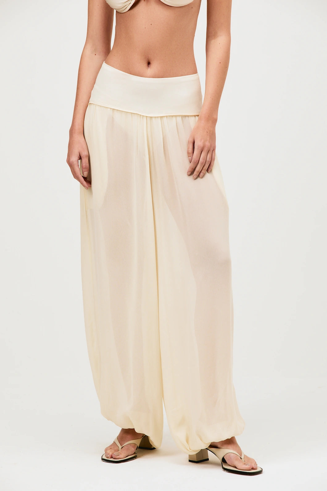 Calça Amélie Vanilla - Bonne Soirée