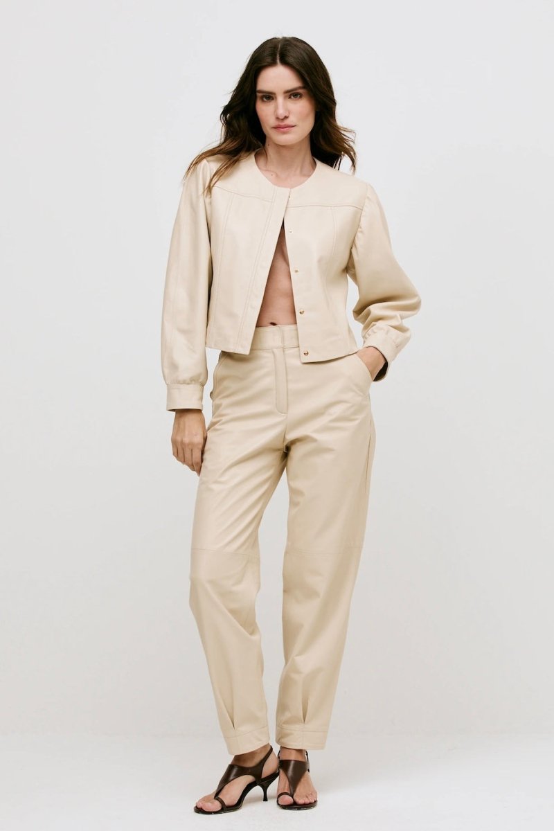 Calça Belle Couro Bege - Bonne Soirée