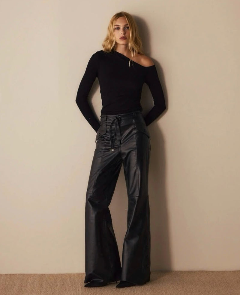 Calça Flare Margot Couro Preto - Bonne Soirée
