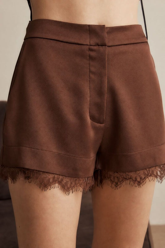 Shorts Paula Renda Marrom - Bonne Soirée